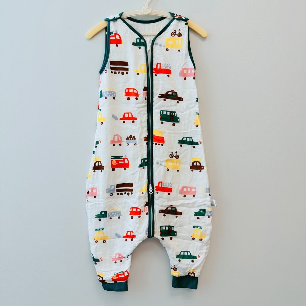 New! Kids Sleeveless Sleepsack with Colorful Car Print 0.5 tog
